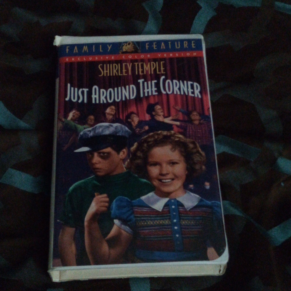 Shirley Temple just around the corner VHS Tape